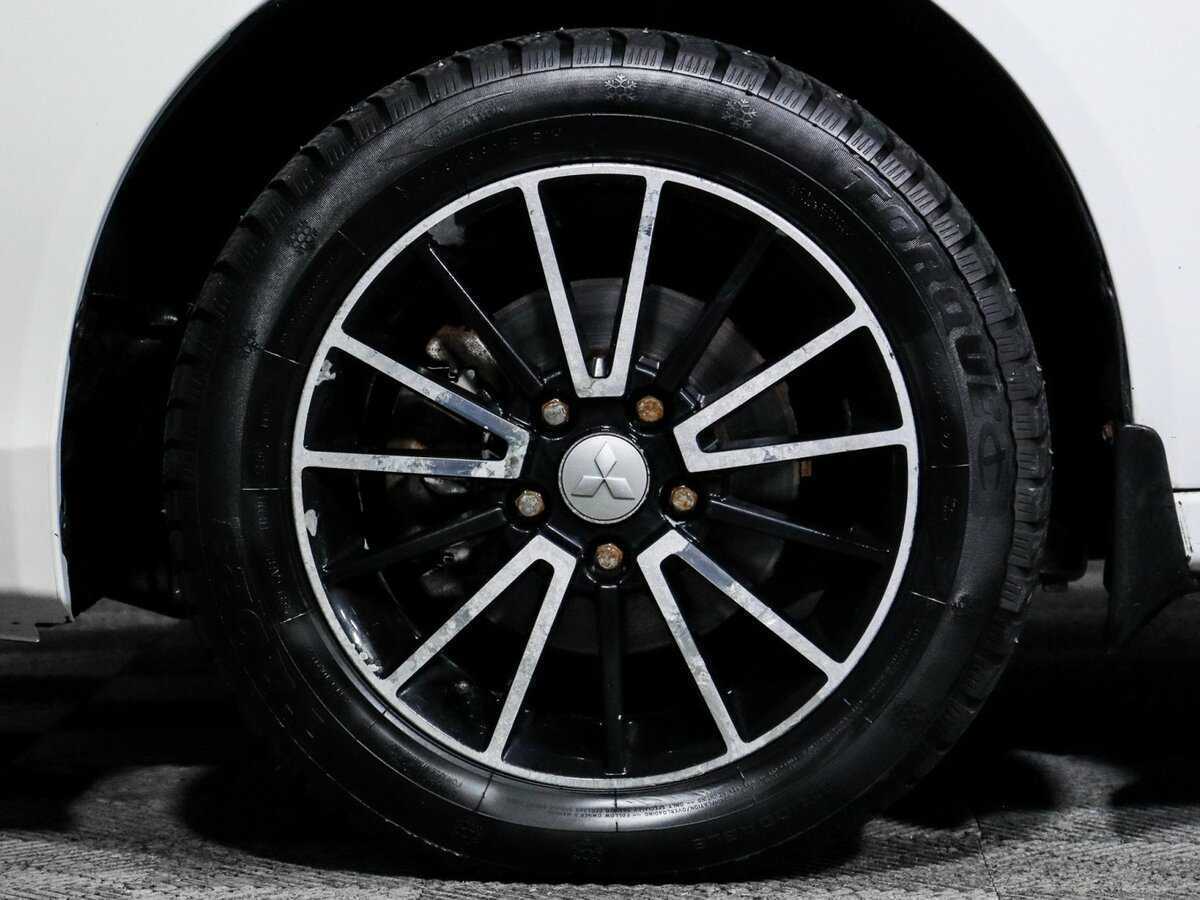 Mitsubishi Lancer с пробегом — 2008 год. Фото: #11