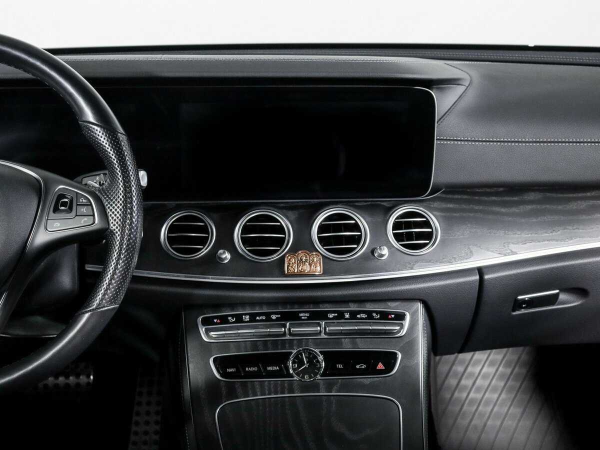Mercedes-Benz E-Класс с пробегом — 2018 год. Фото: #9