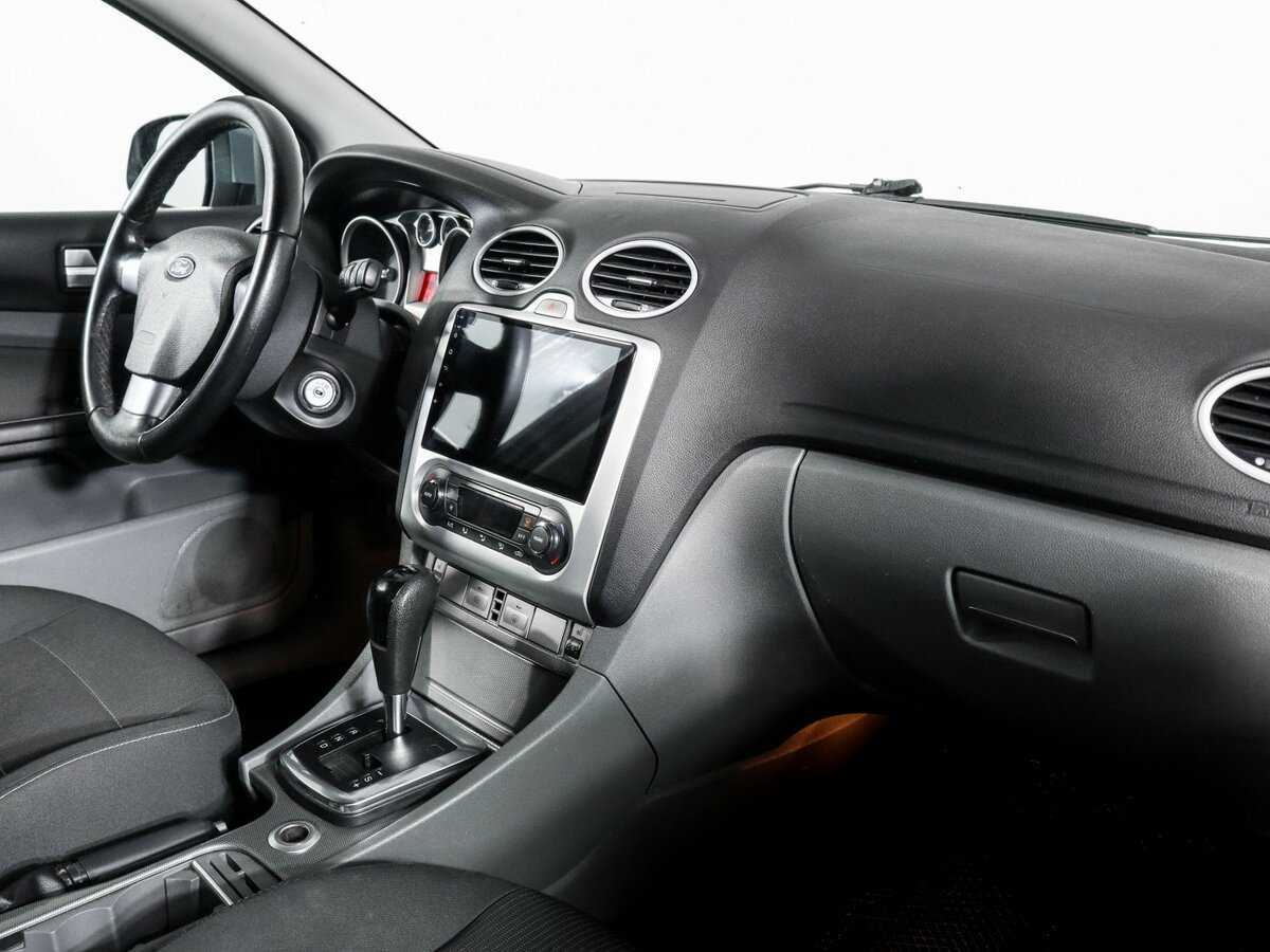 Ford Focus с пробегом — 2010 год. Фото: #8