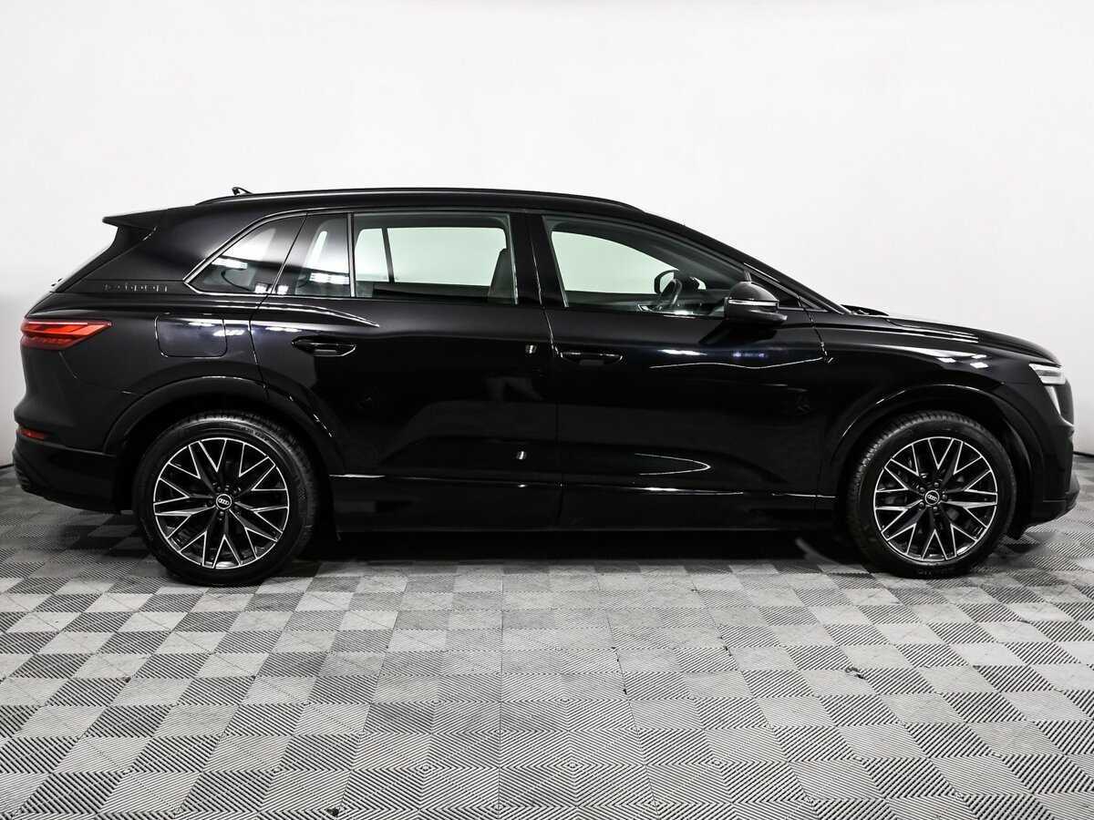 Audi Q5 e-tron с пробегом — 2022 год. Фото: #3