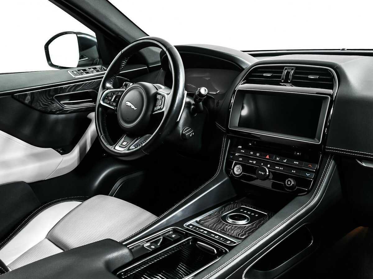 Jaguar F-Pace с пробегом — 2018 год. Фото: #8