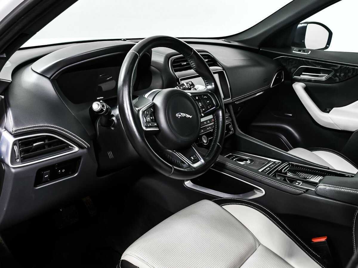 Jaguar F-Pace с пробегом — 2018 год. Фото: #11