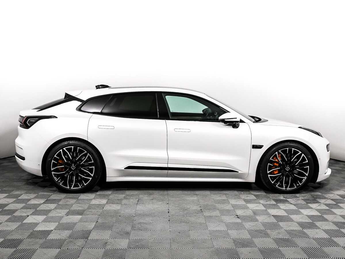 Zeekr 001 с пробегом — 2024 год. Фото: #3