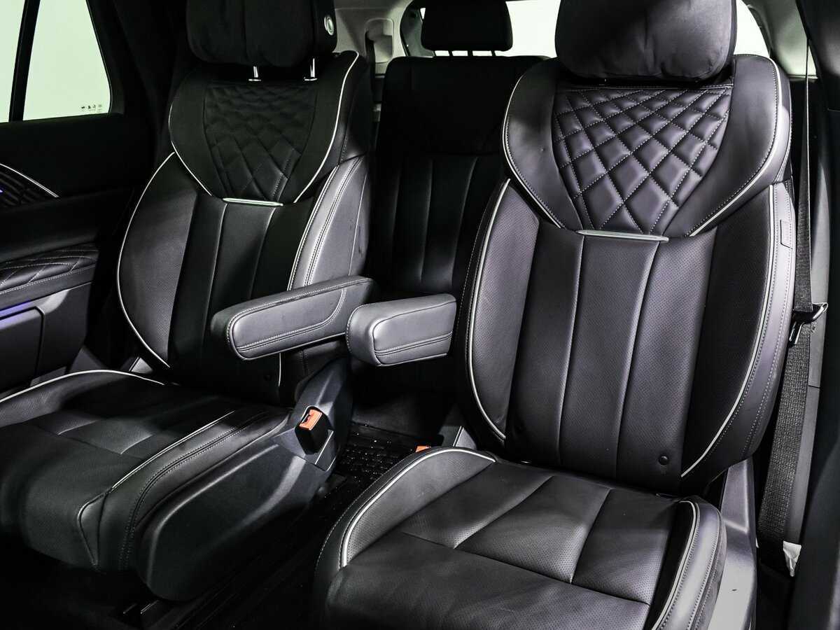 Hongqi E-HS9 с пробегом — 2022 год. Фото: #14