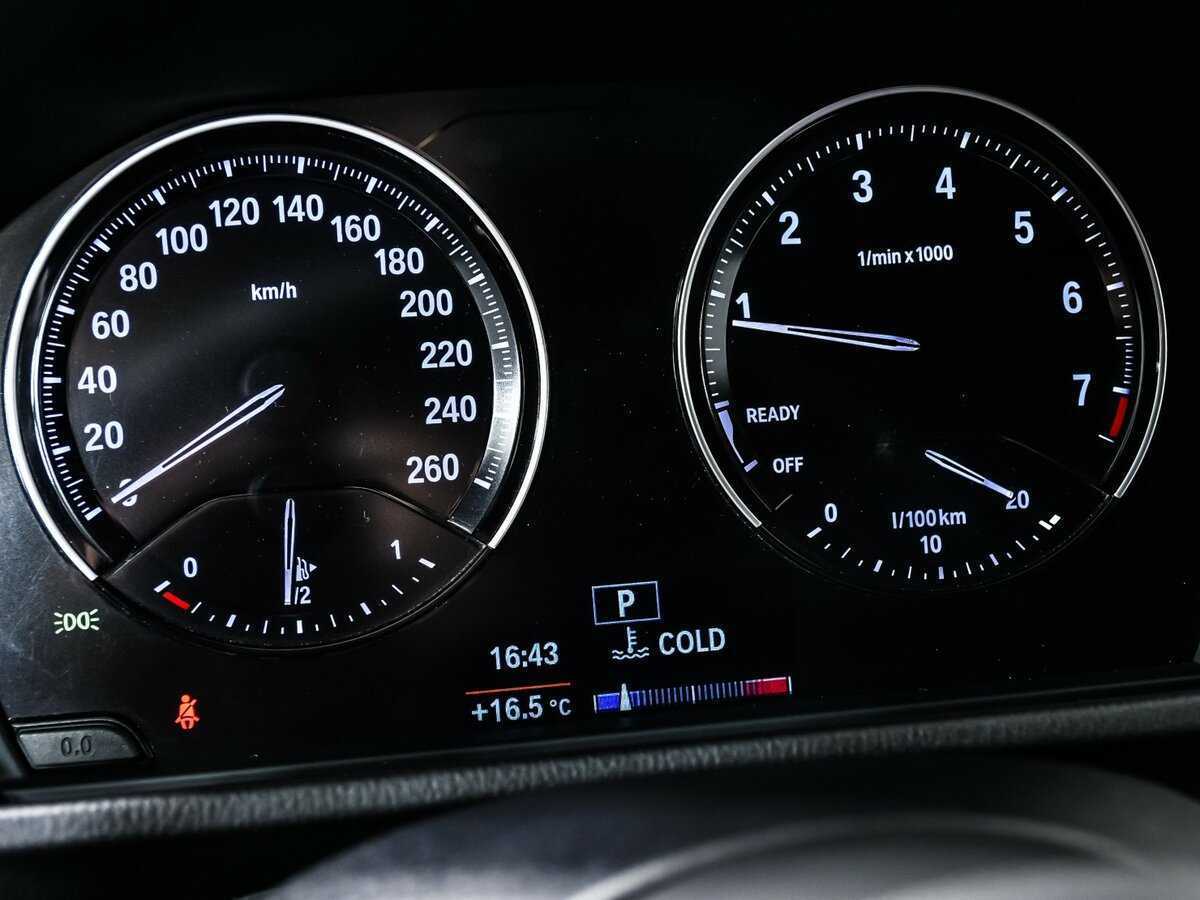 BMW X1 с пробегом — 2019 год. Фото: #9