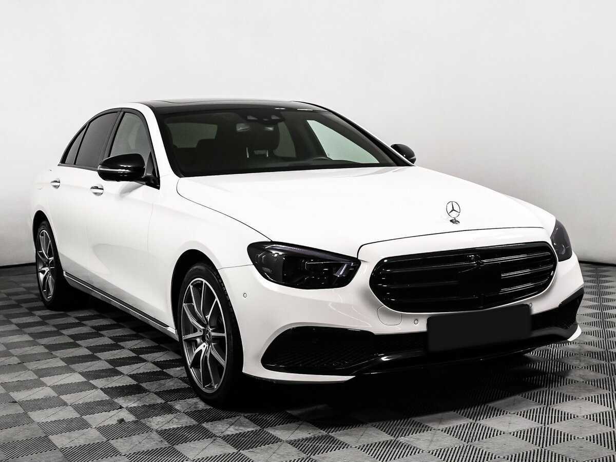 Mercedes-Benz E-Класс с пробегом — 2022 год. Фото: #2