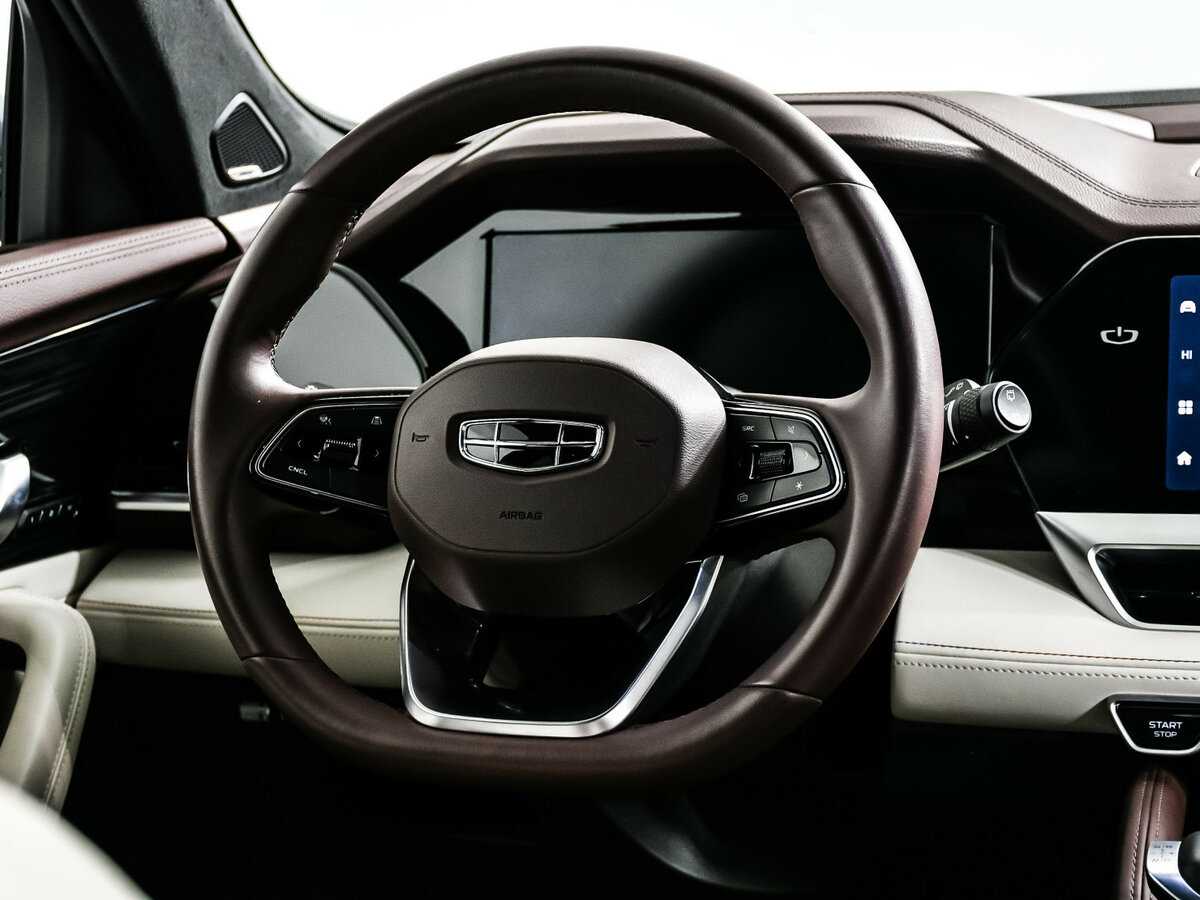 Geely Monjaro с пробегом — 2023 год. Фото: #11