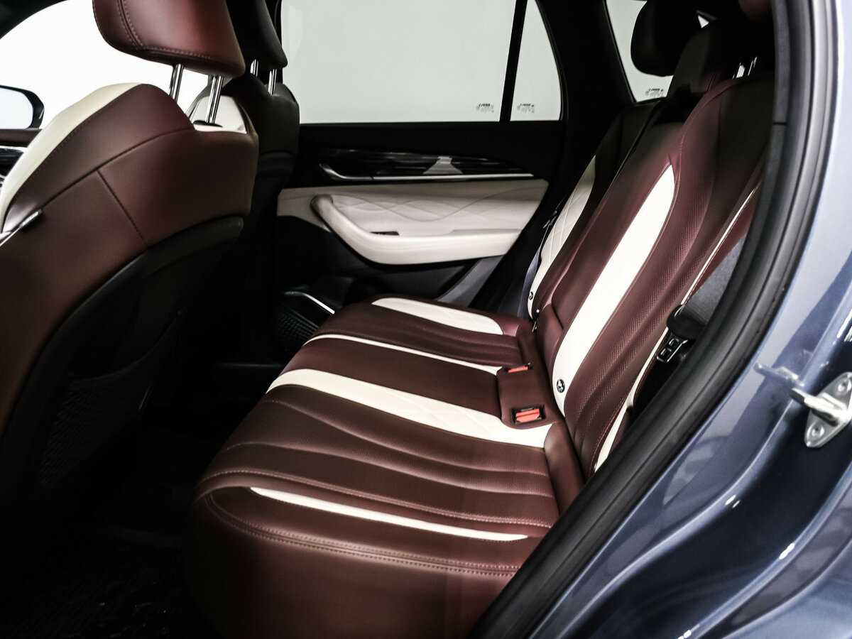 Geely Monjaro с пробегом — 2023 год. Фото: #13