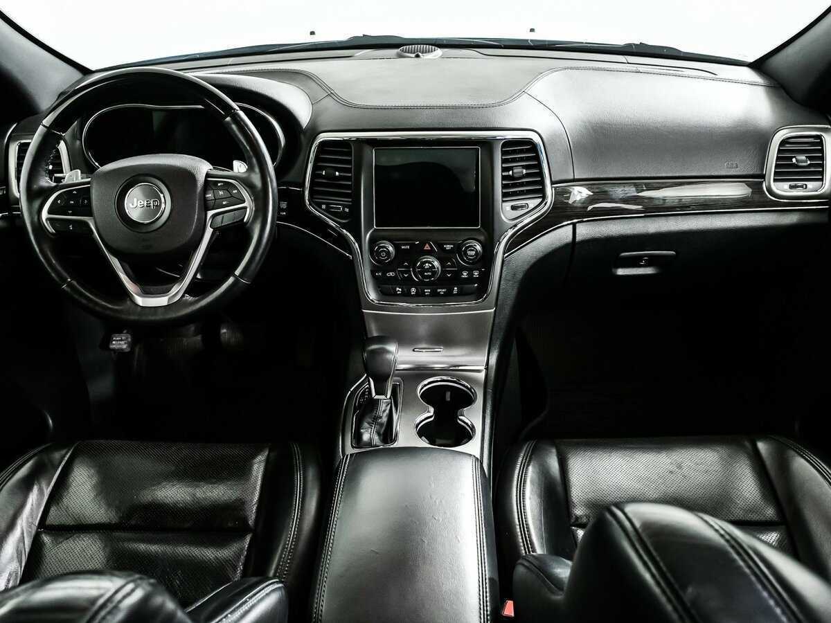 Jeep Grand Cherokee с пробегом — 2017 год. Фото: #10