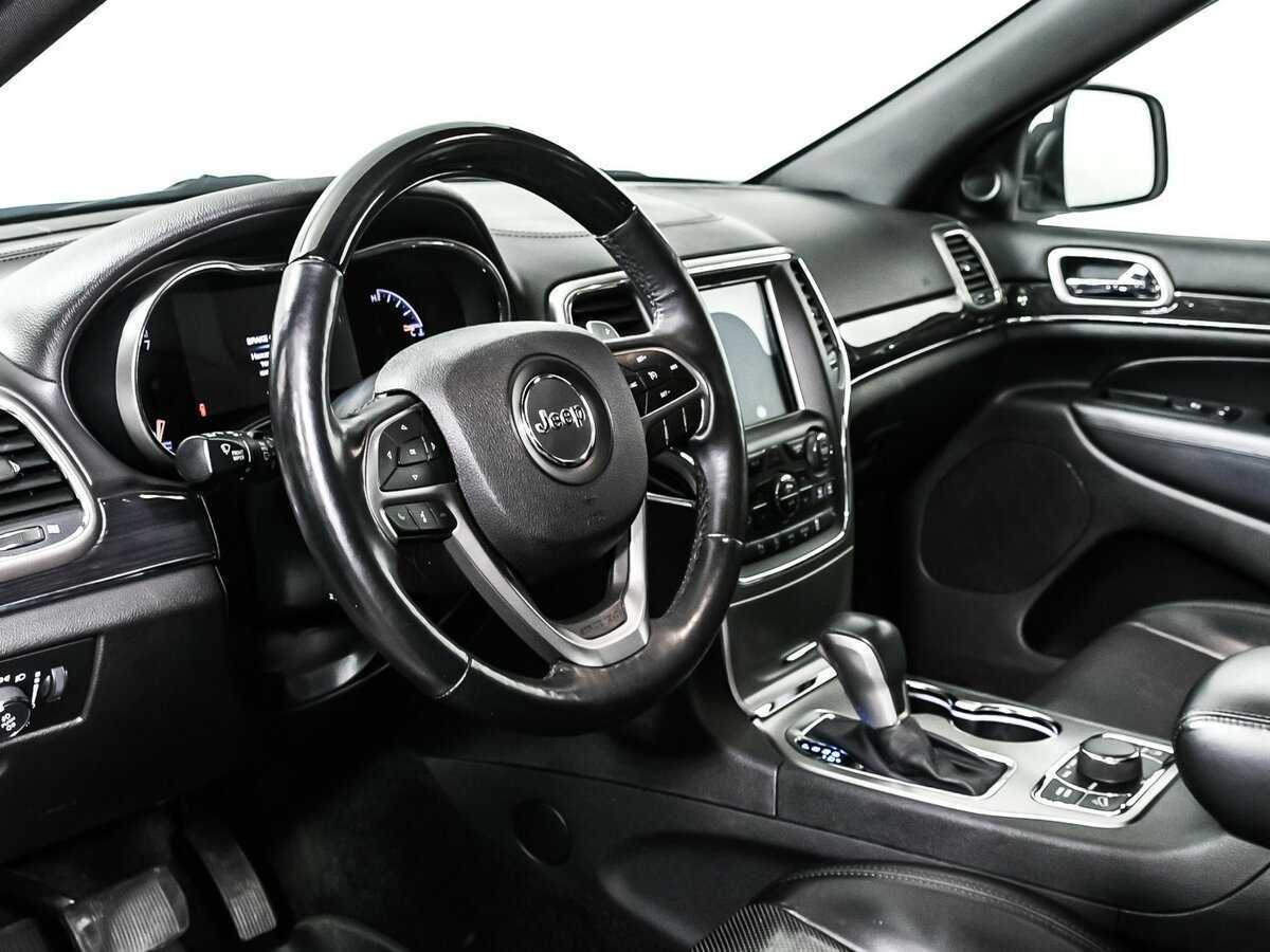 Jeep Grand Cherokee с пробегом — 2017 год. Фото: #11