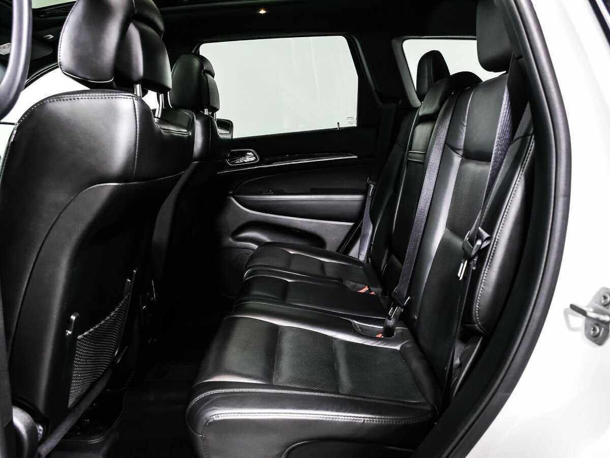 Jeep Grand Cherokee с пробегом — 2017 год. Фото: #12