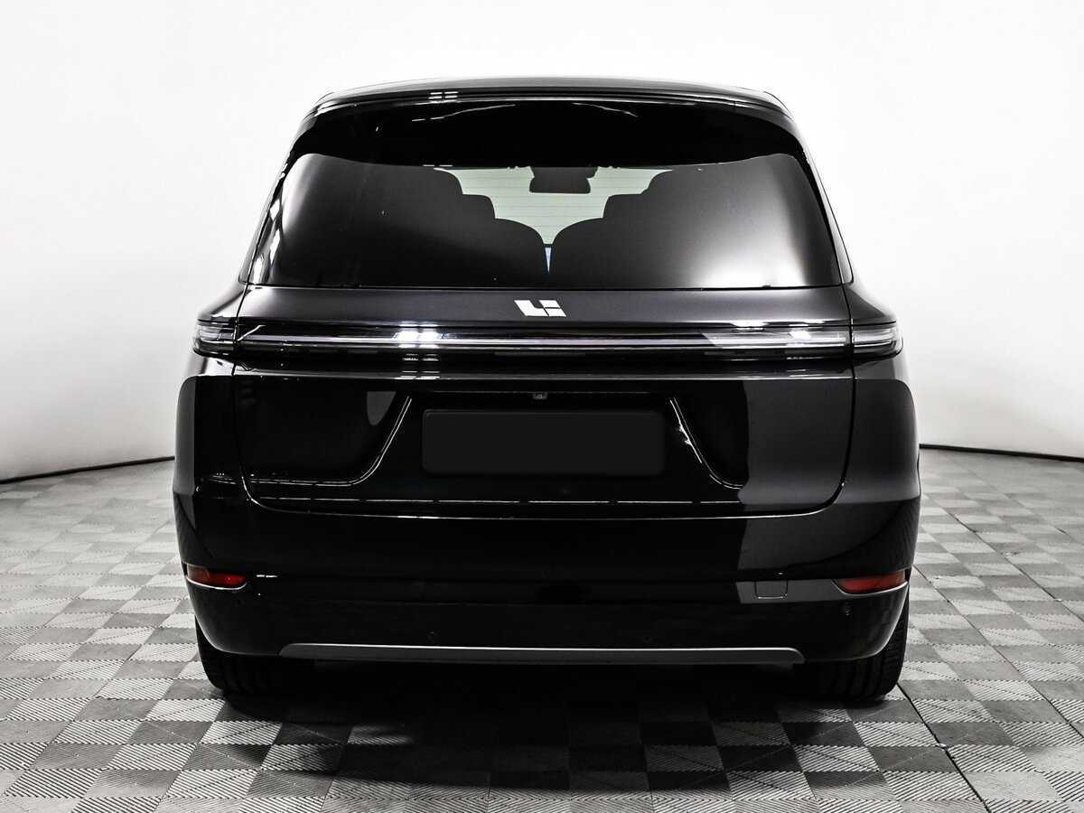 LiXiang L9 с пробегом — 2024 год. Фото: #5