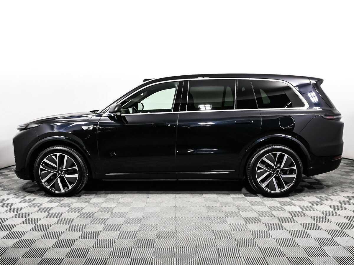 LiXiang L9 с пробегом — 2024 год. Фото: #7