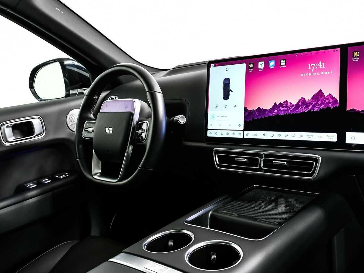 LiXiang L9 с пробегом — 2024 год. Фото: #8