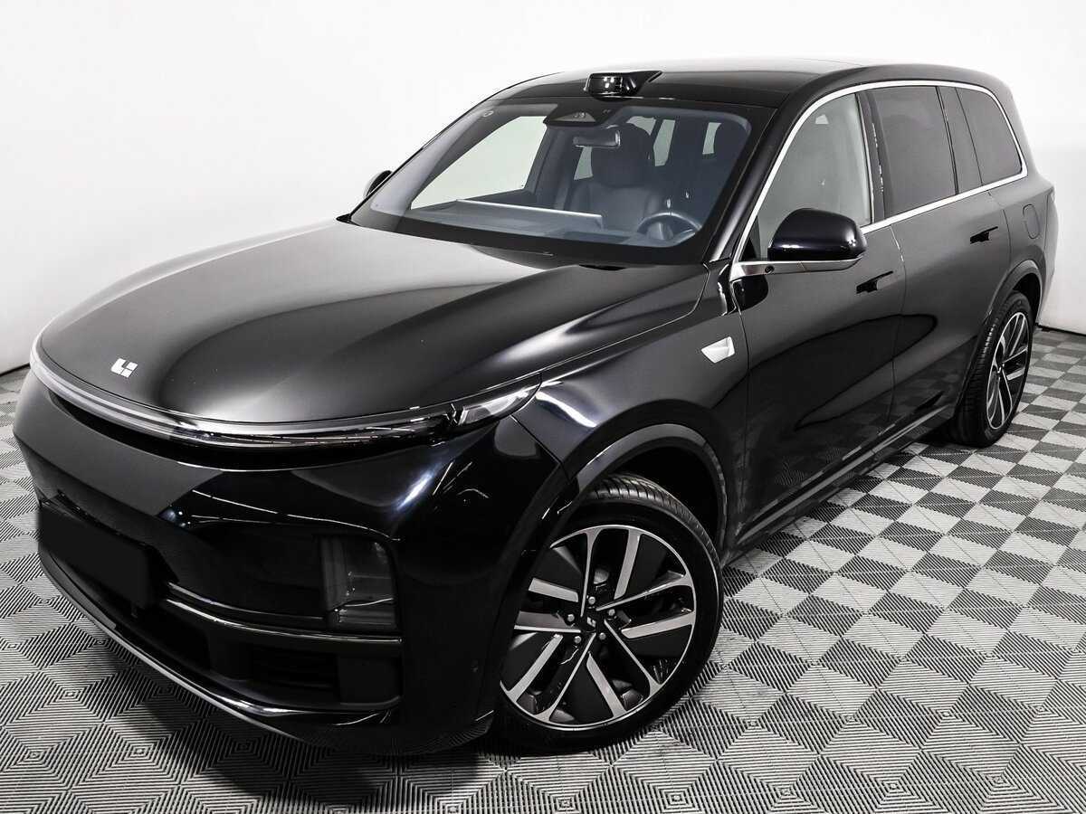 LiXiang L9 с пробегом — 2024 год. Фото: #17