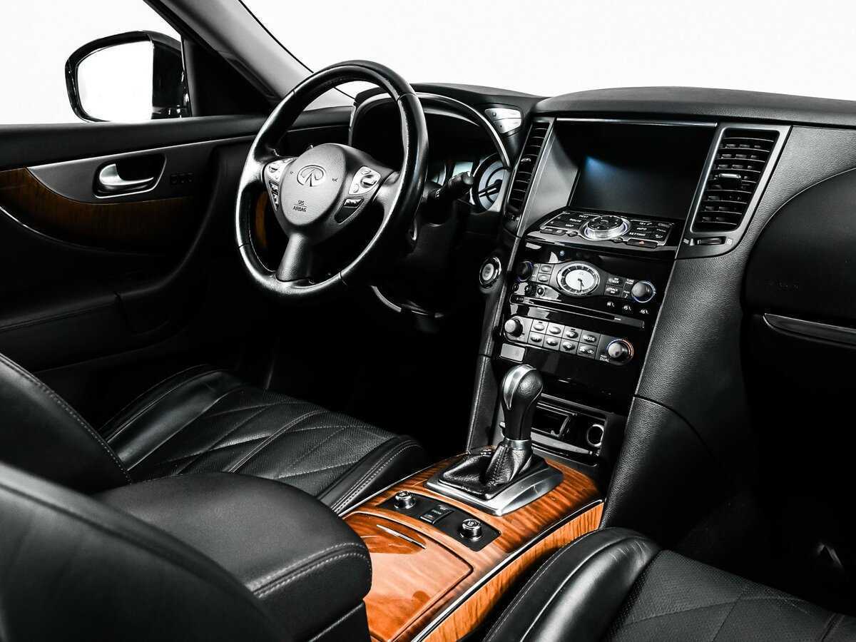 Infiniti QX70 с пробегом — 2017 год. Фото: #11