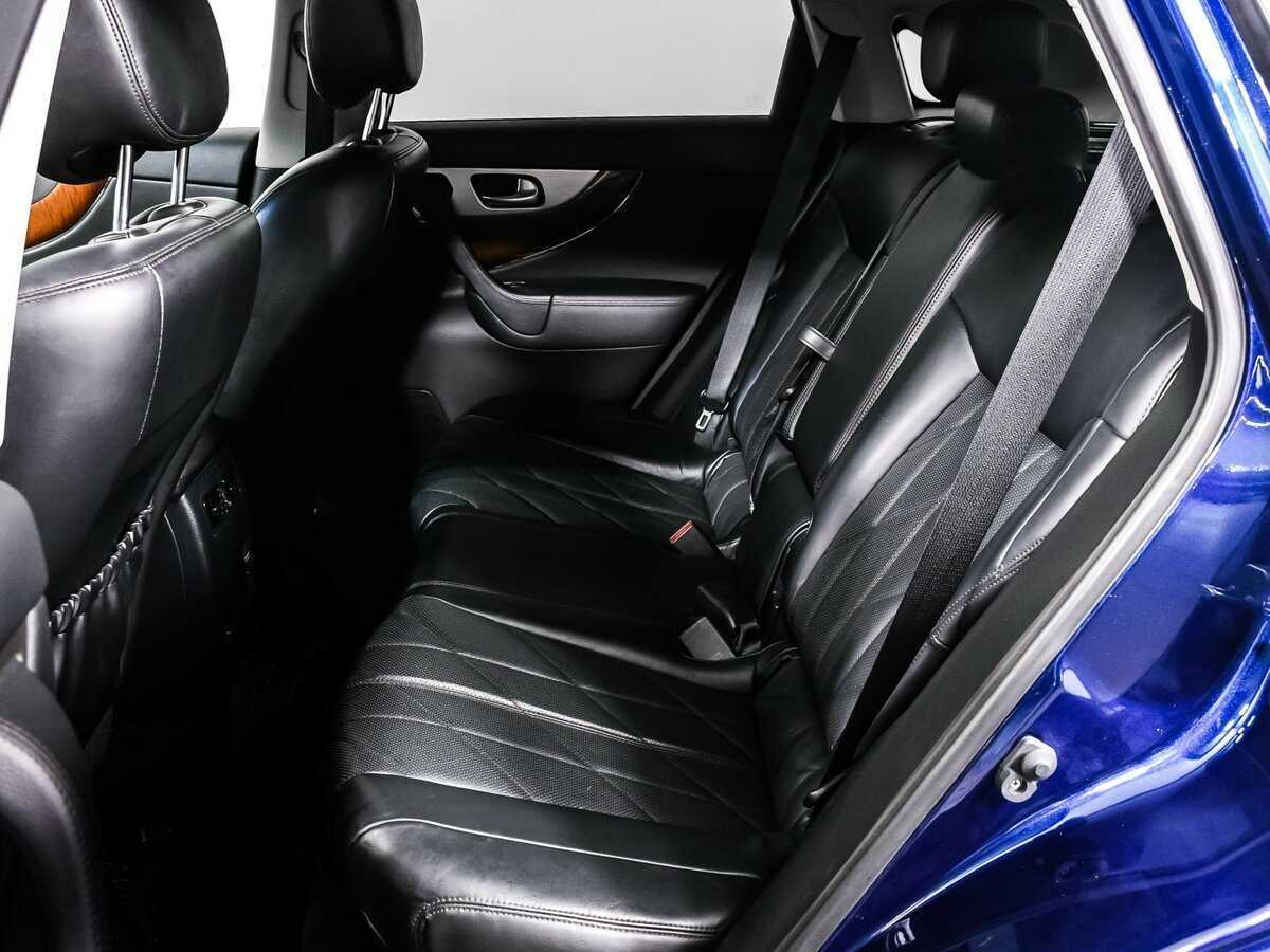 Infiniti QX70 с пробегом — 2017 год. Фото: #12