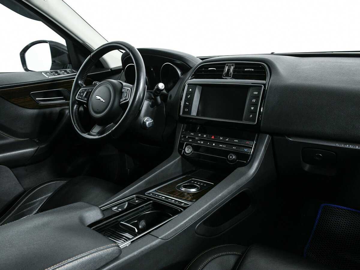 Jaguar F-Pace с пробегом — 2017 год. Фото: #6