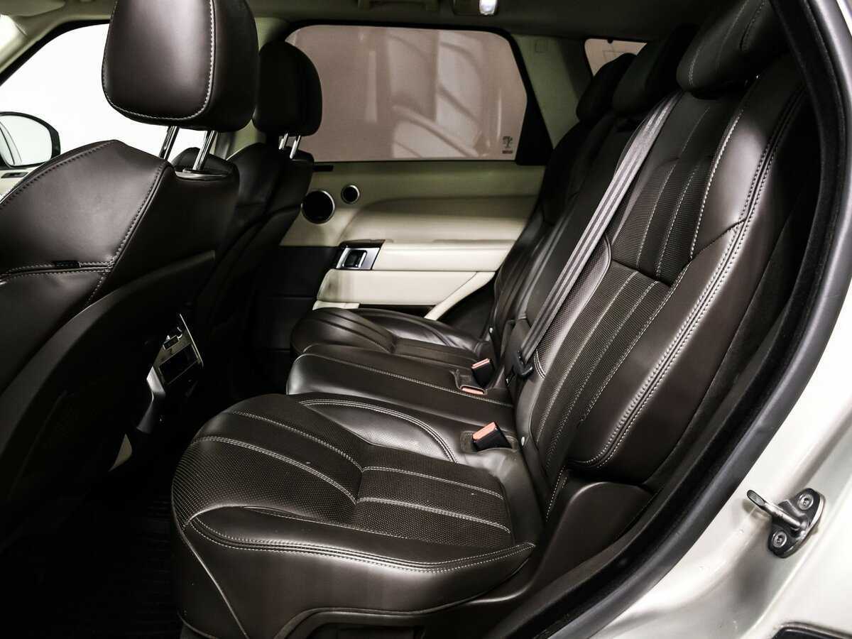 Land Rover Range Rover Sport с пробегом — 2015 год. Фото: #13