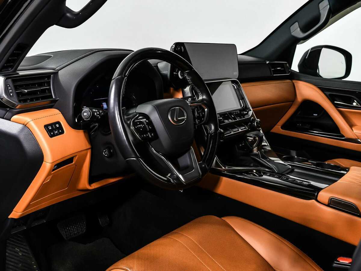 Lexus LX с пробегом — 2023 год. Фото: #11