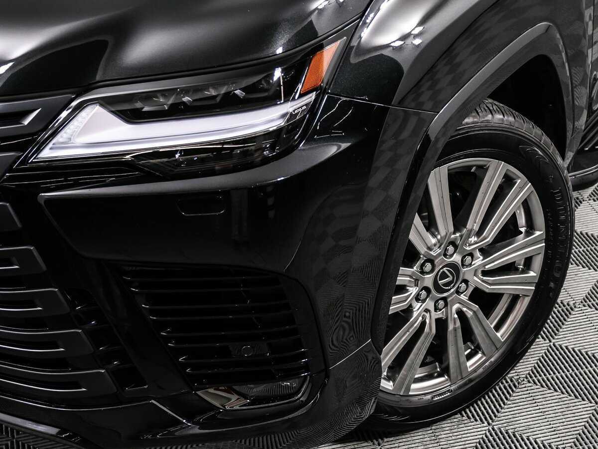 Lexus LX с пробегом — 2023 год. Фото: #13