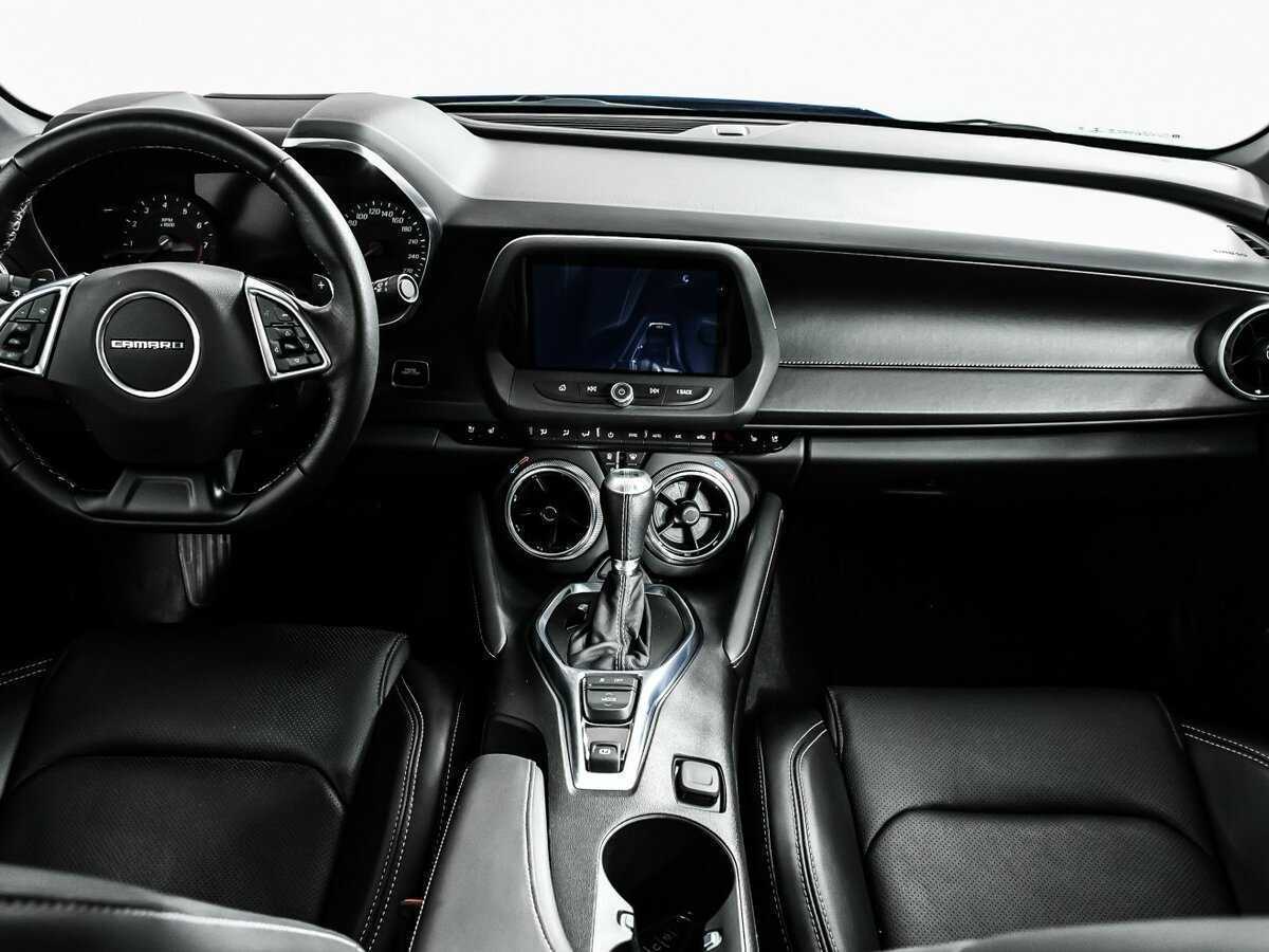Chevrolet Camaro с пробегом — 2018 год. Фото: #10