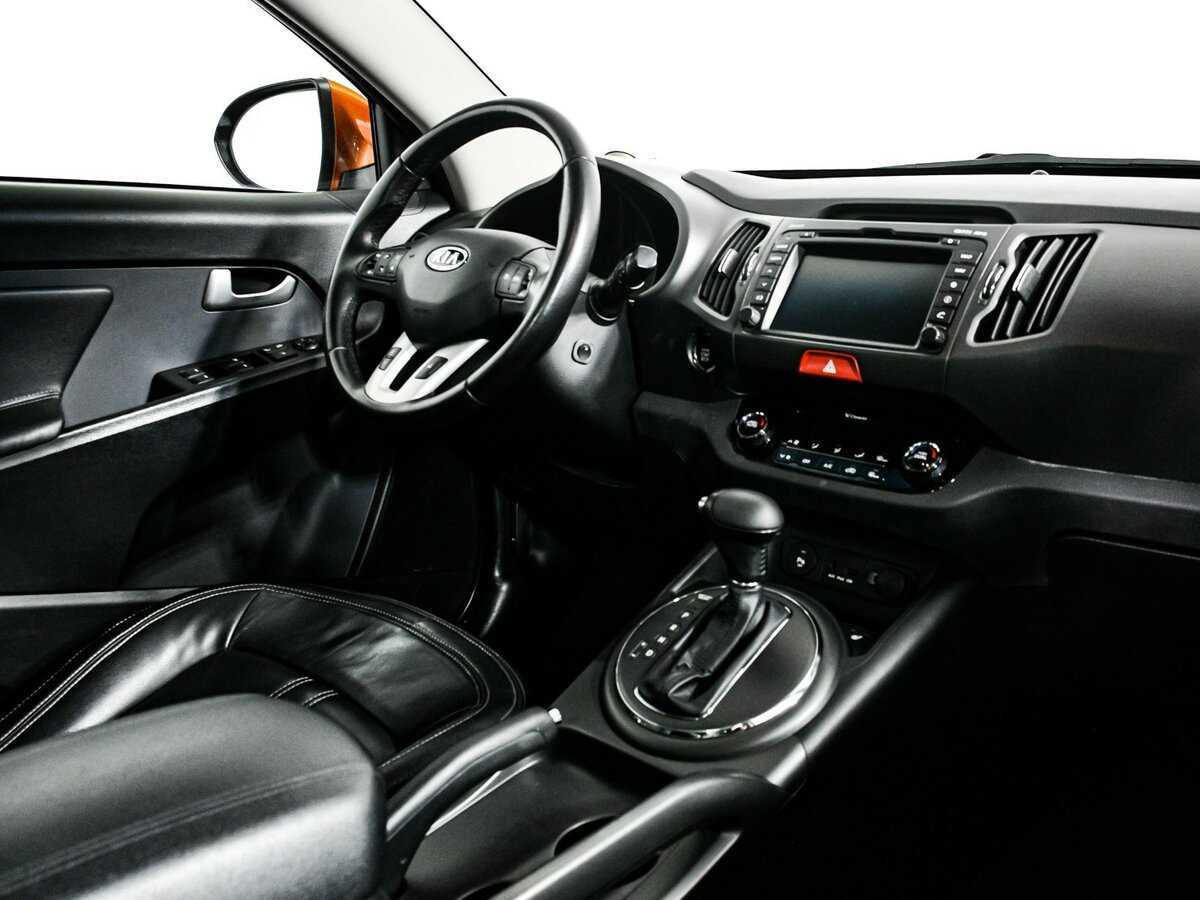 Kia Sportage с пробегом — 2010 год. Фото: #7