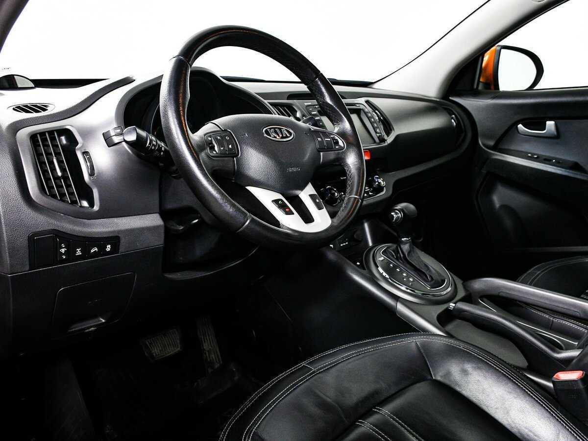 Kia Sportage с пробегом — 2010 год. Фото: #10