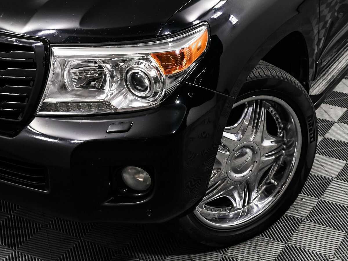 Toyota Land Cruiser с пробегом — 2012 год. Фото: #14