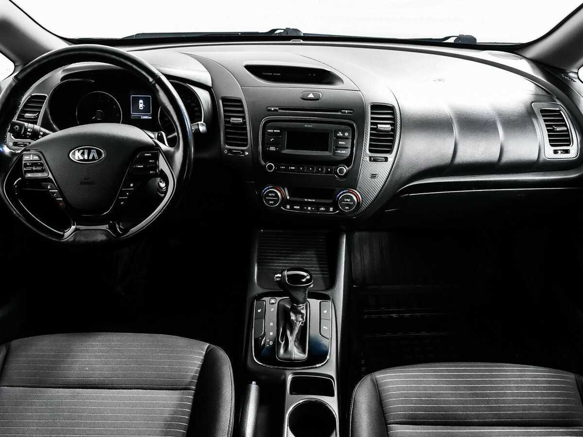 Kia Cerato с пробегом — 2017 год. Фото: #10
