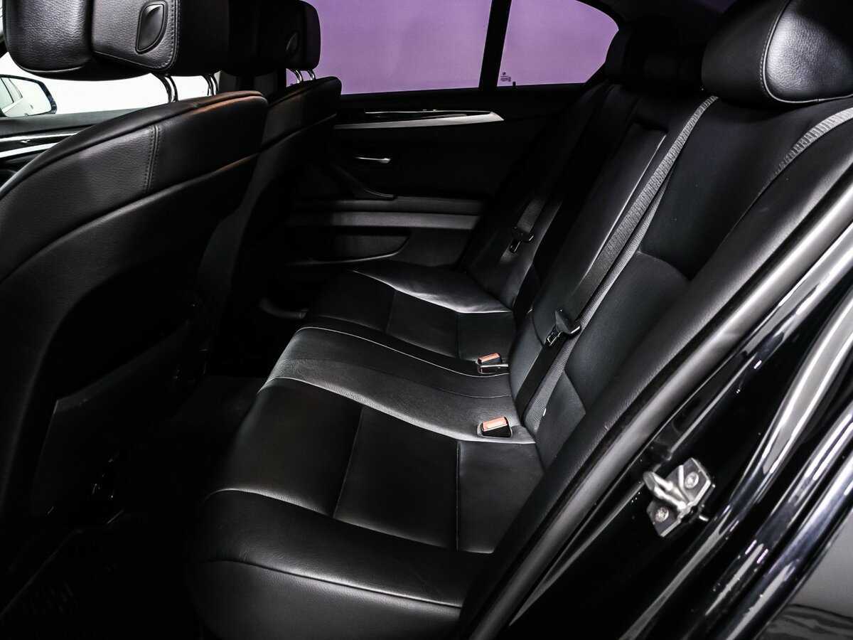 BMW 5 серии с пробегом — 2011 год. Фото: #13