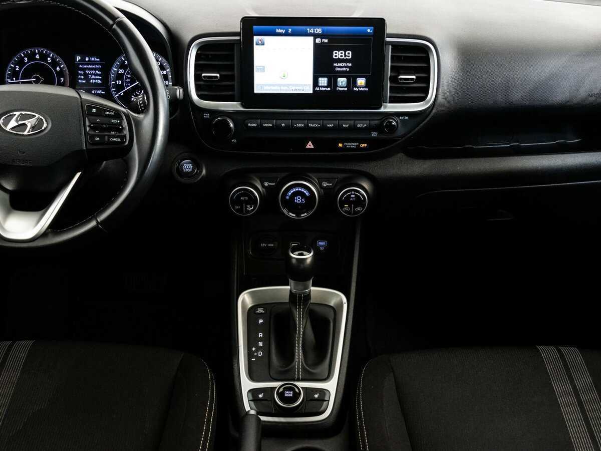 Hyundai Venue с пробегом — 2019 год. Фото: #13