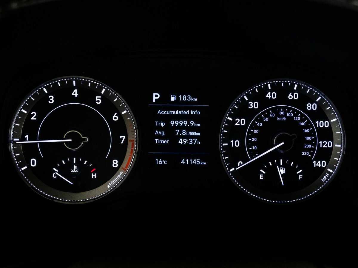 Hyundai Venue с пробегом — 2019 год. Фото: #21