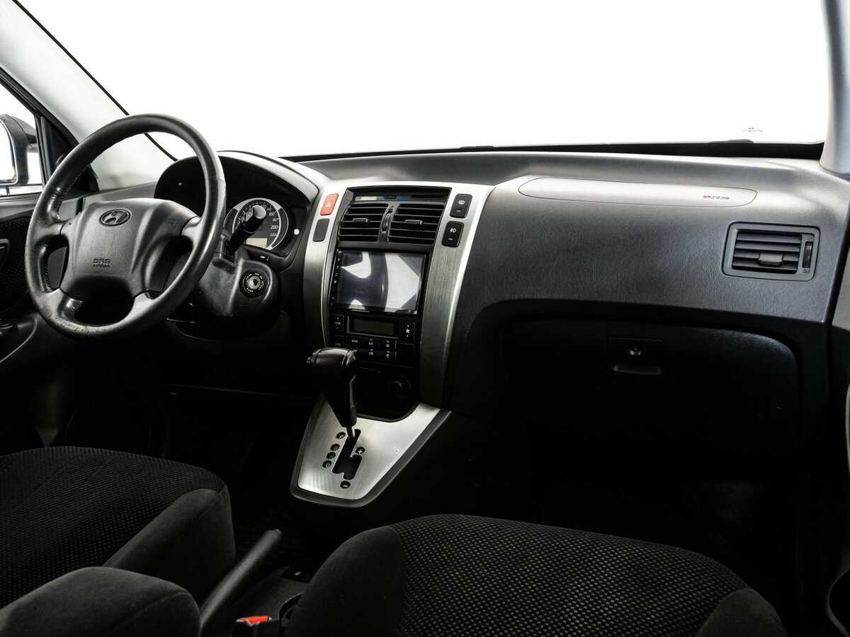 Hyundai Tucson с пробегом — 2008 год. Фото: #6