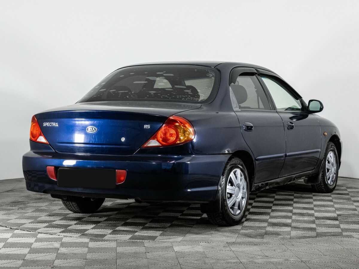Kia Spectra с пробегом — 2008 год. Фото: #3