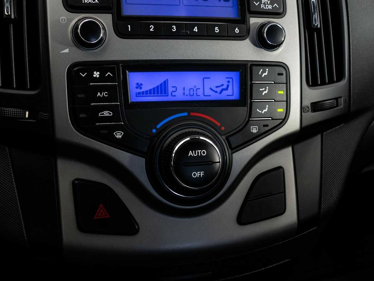 Hyundai i30 с пробегом — 2009 год. Фото: #11