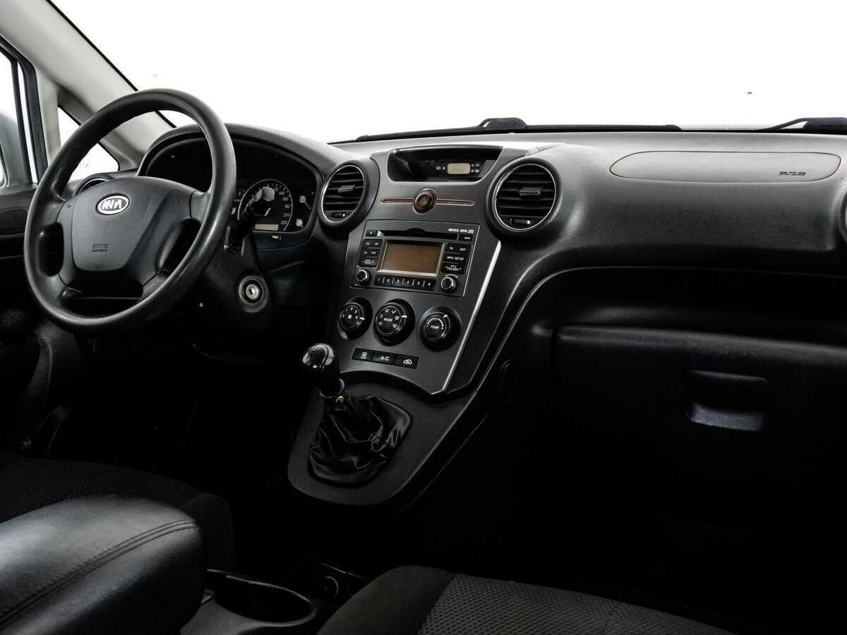 Kia Carens с пробегом — 2010 год. Фото: #6