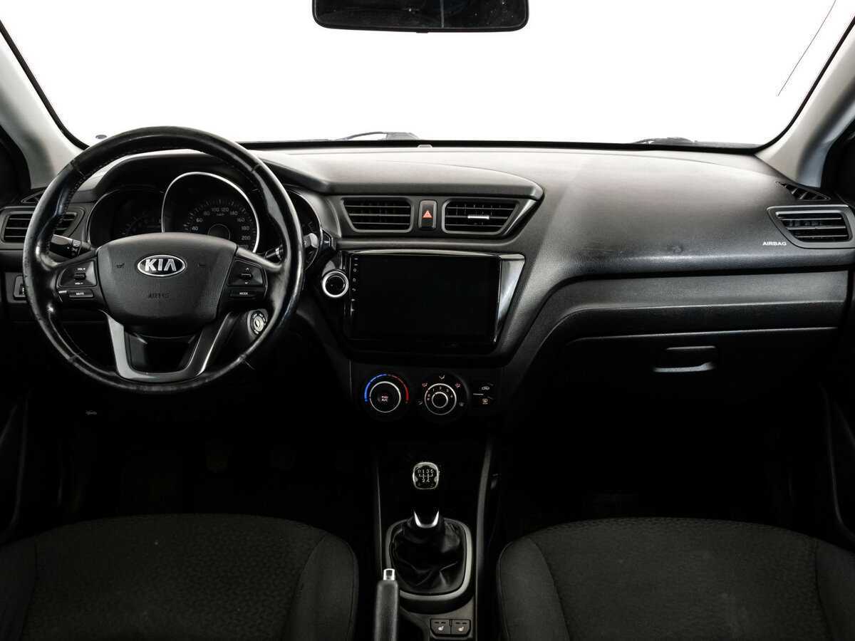 Kia Rio с пробегом — 2014 год. Фото: #6