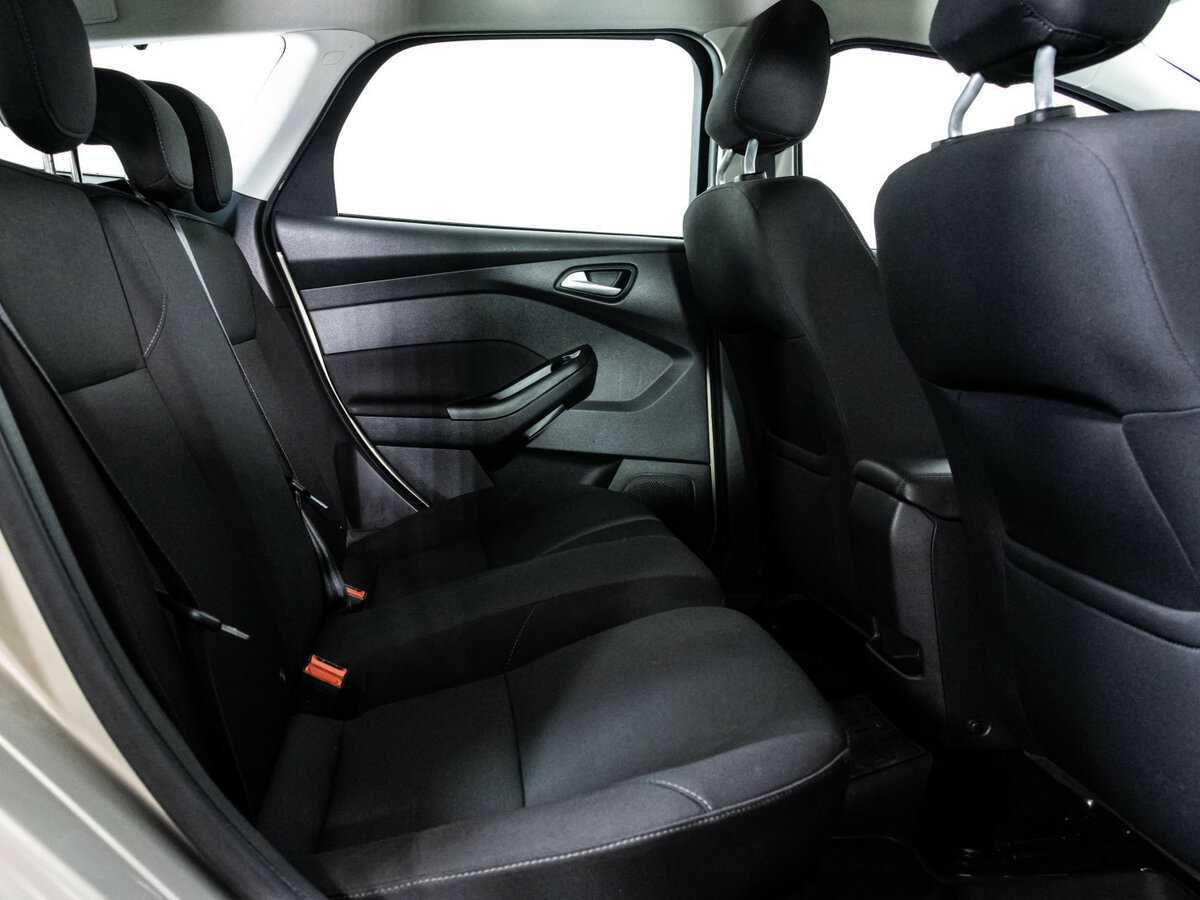 Ford Focus с пробегом — 2017 год. Фото: #12