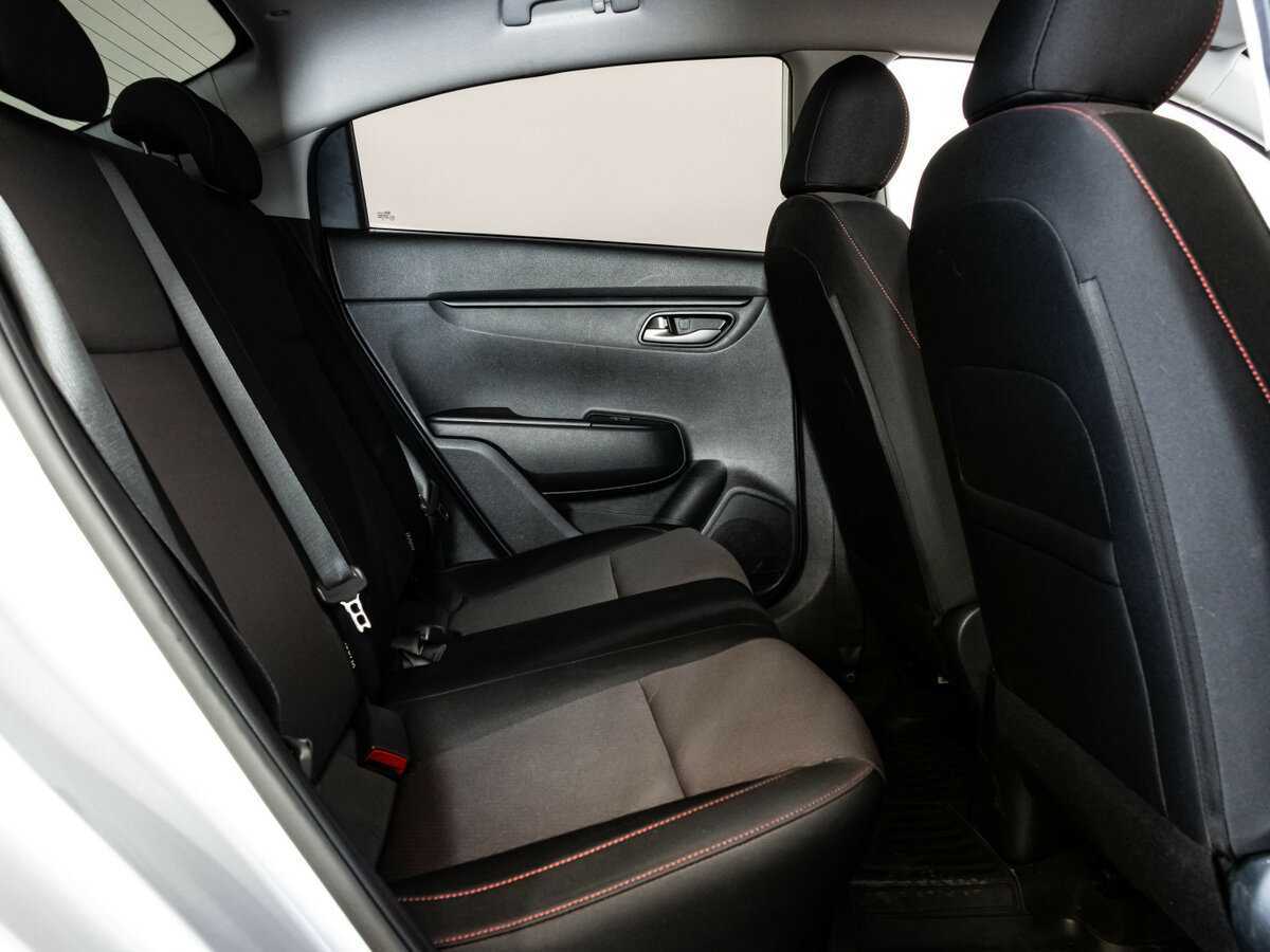 Kia Rio с пробегом — 2020 год. Фото: #15