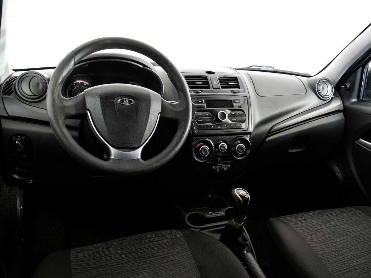 Lada (ВАЗ) Kalina с пробегом — 2016 год. Фото: #10