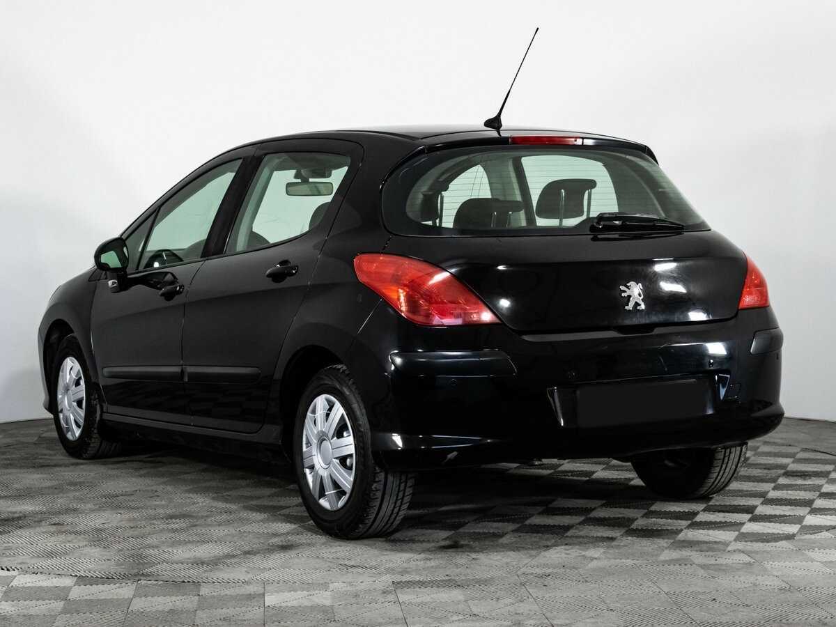 Peugeot 308 с пробегом — 2008 год. Фото: #5