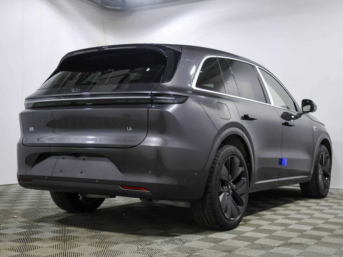 LiXiang L6 с пробегом — 2024 год. Фото: #3