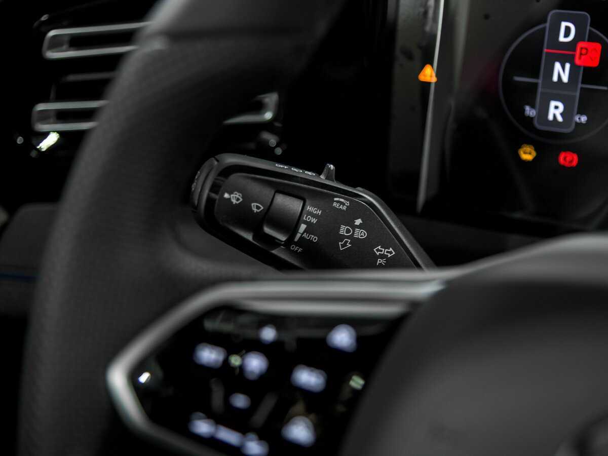 Volkswagen Tiguan с пробегом — 2024 год. Фото: #8