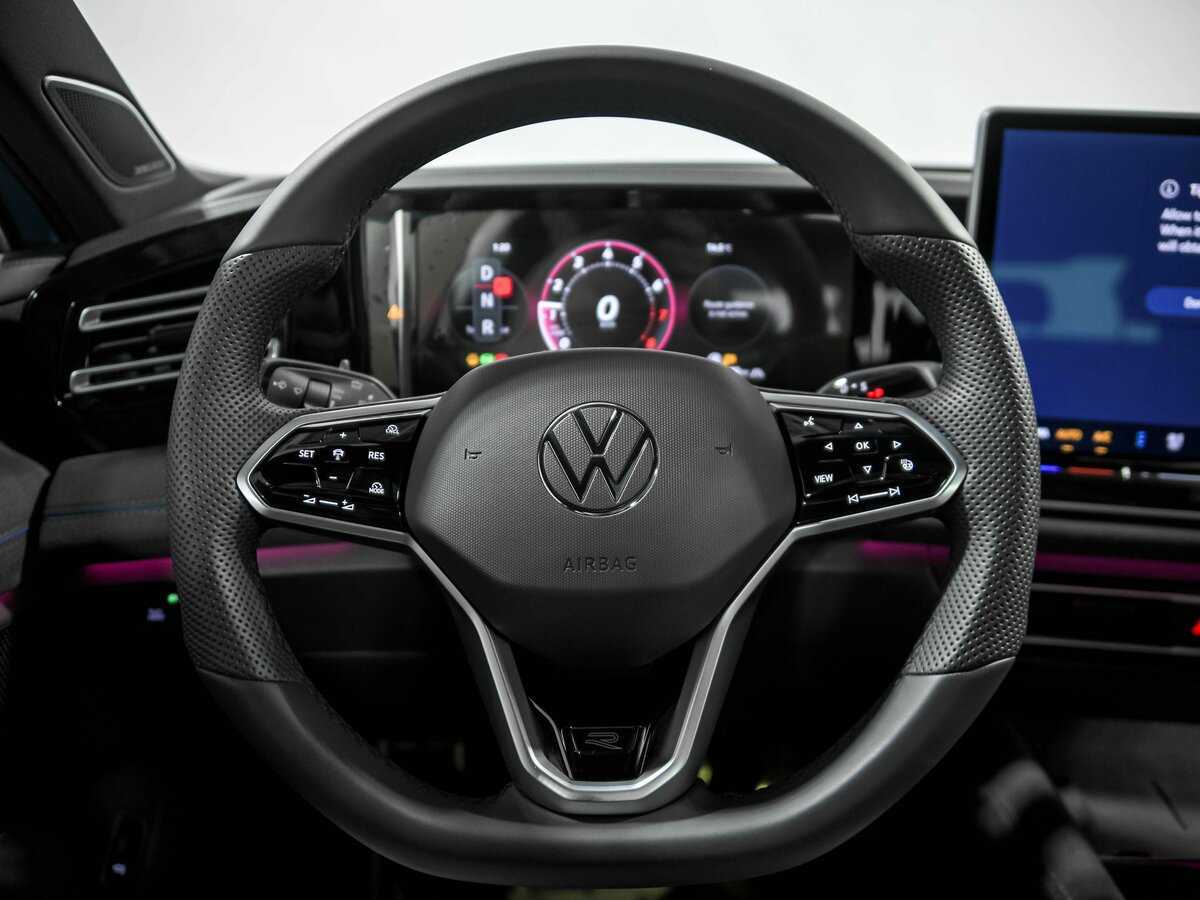Volkswagen Tiguan с пробегом — 2024 год. Фото: #9