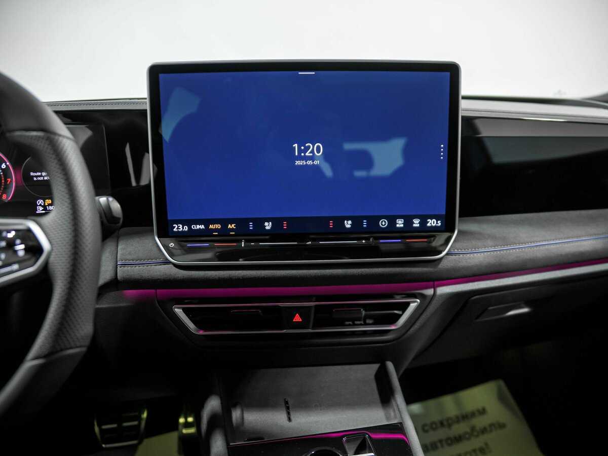 Volkswagen Tiguan с пробегом — 2024 год. Фото: #11