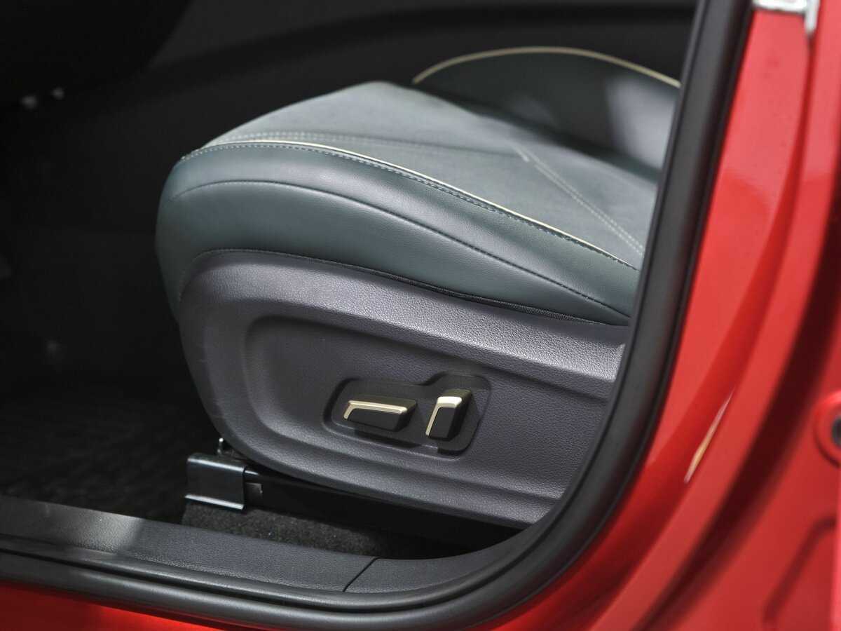 FAW Bestune T55 с пробегом — 2023 год. Фото: #19