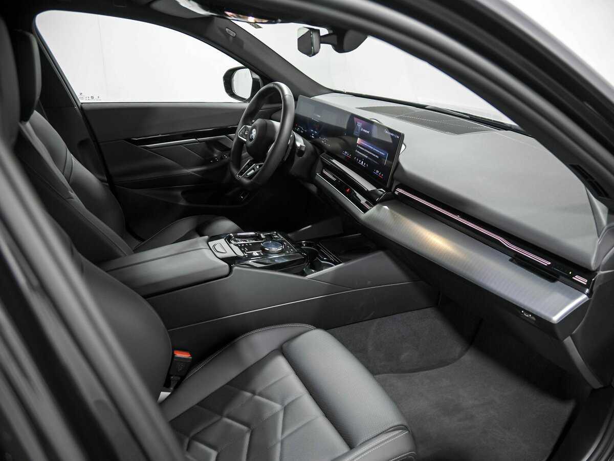 BMW 5 серии с пробегом — 2024 год. Фото: #17