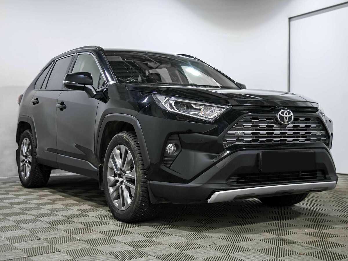 Toyota RAV4 с пробегом — 2021 год. Фото: #2