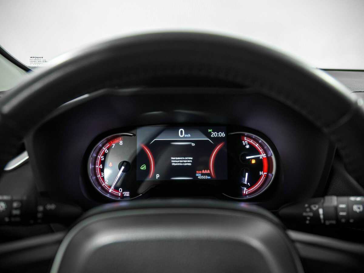 Toyota RAV4 с пробегом — 2021 год. Фото: #6